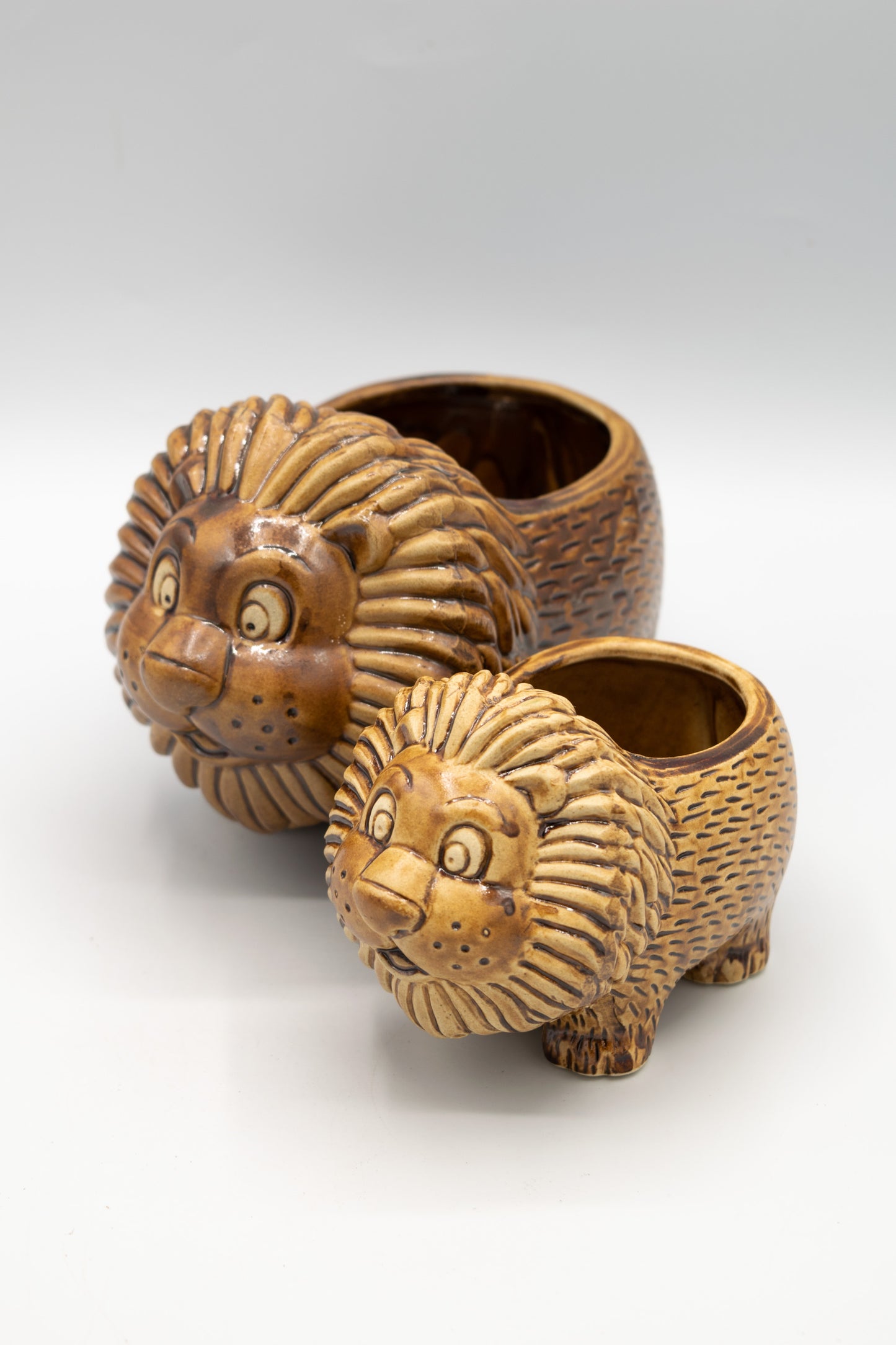 Lion Large Planter
