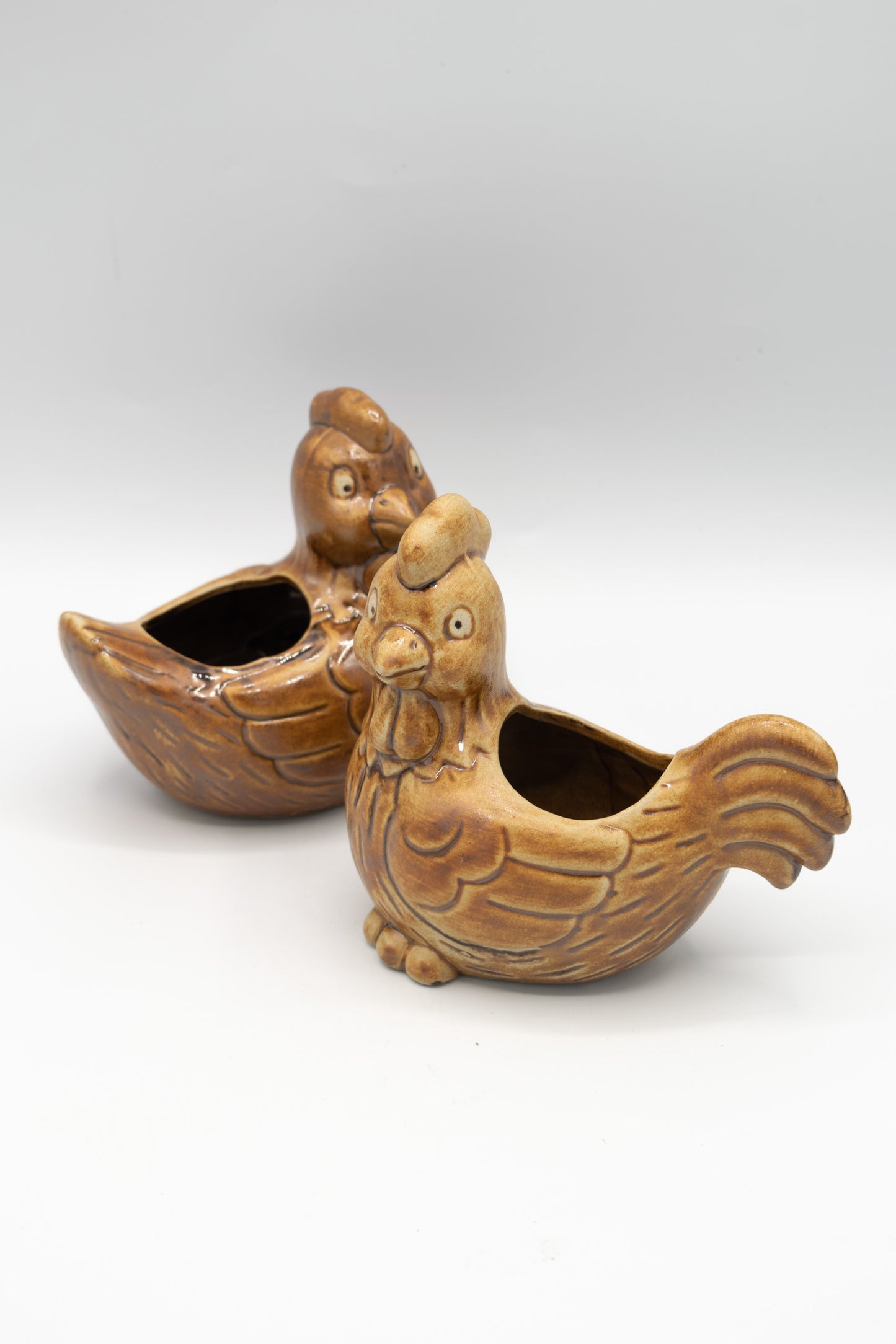 Chicken Left Facing Planter