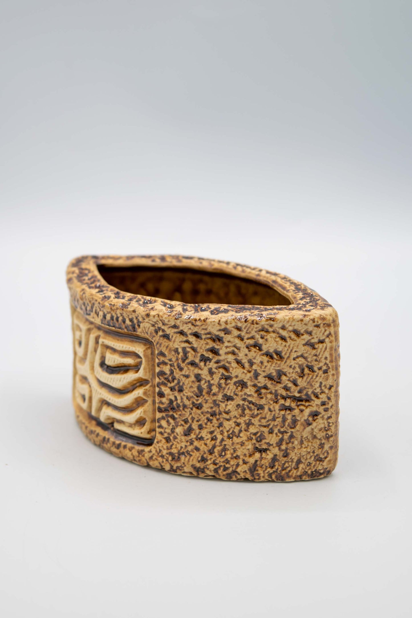 Fin Mosaic Ripple Planter