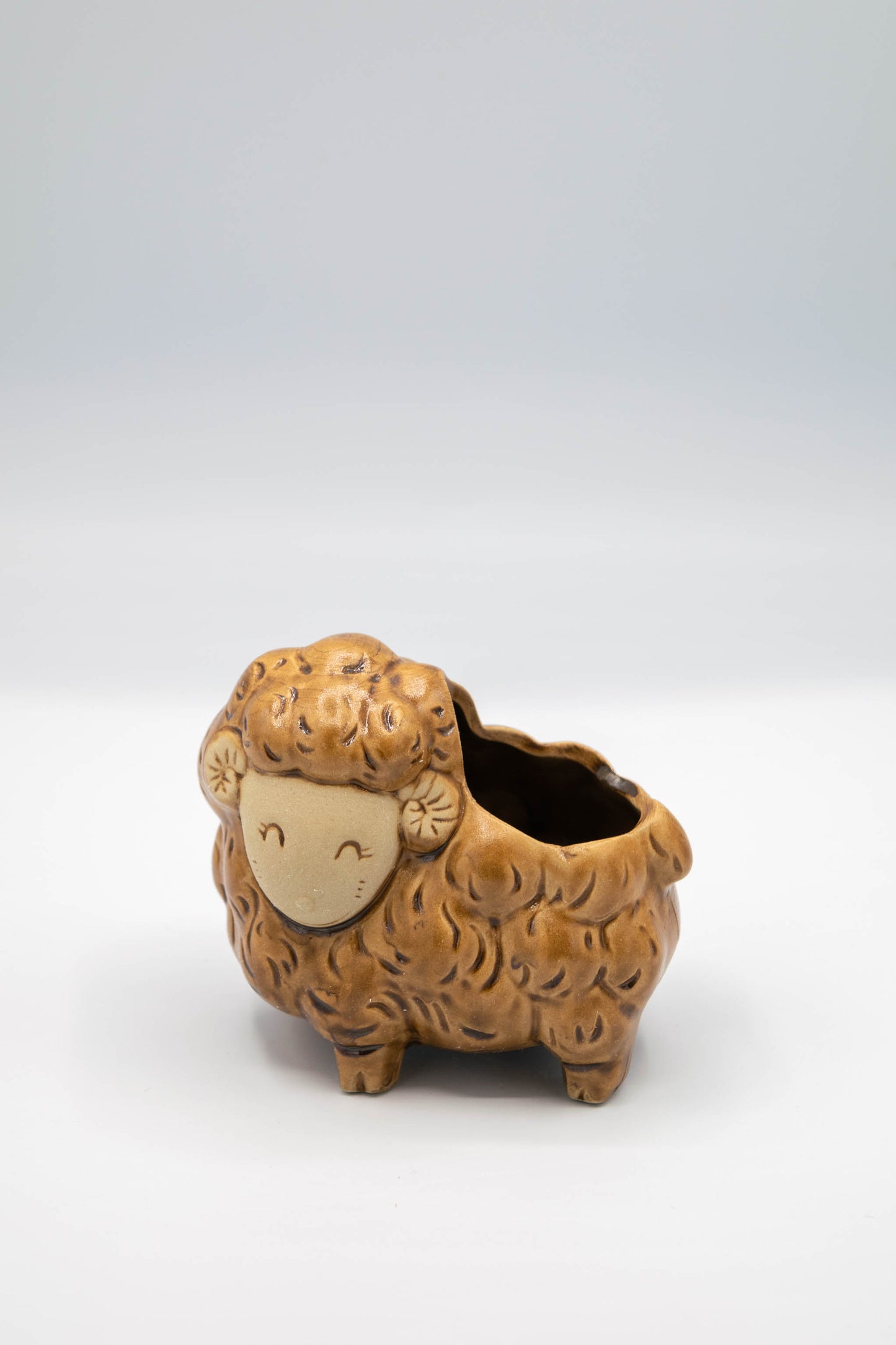 Sheep Left Facing Planter