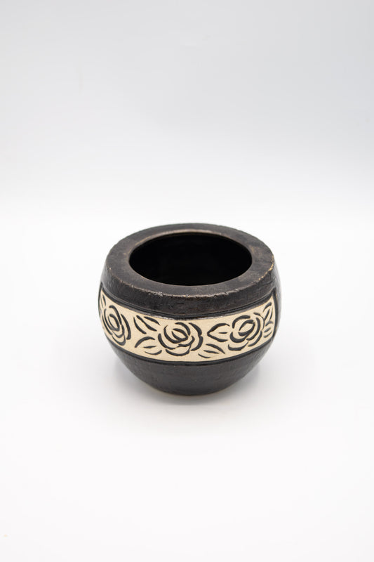 Round Rose Floral Planter