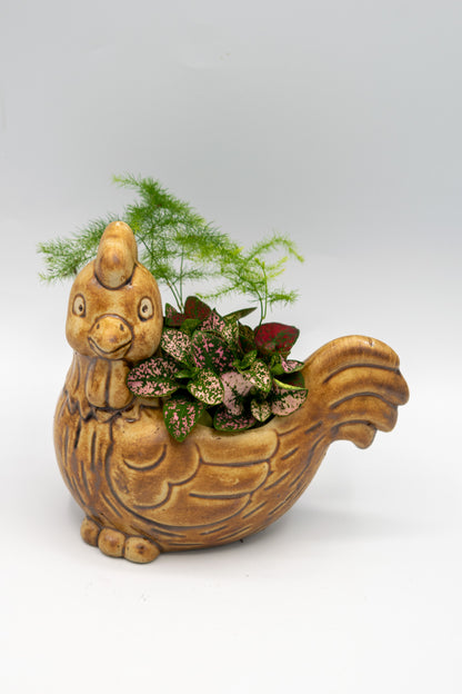 Chicken Left Facing Planter